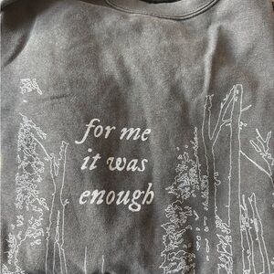 Gray Graphic Sweatshirt